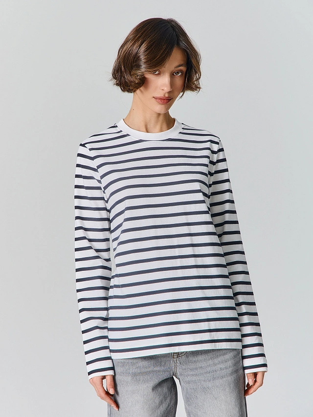 Джемпер женский в бело-черную полоску, Бело -черная полоска, 25-38528П-5
Джемпер женский в бело-черную полоску, Бело -черная полоска, 25-38528П-5