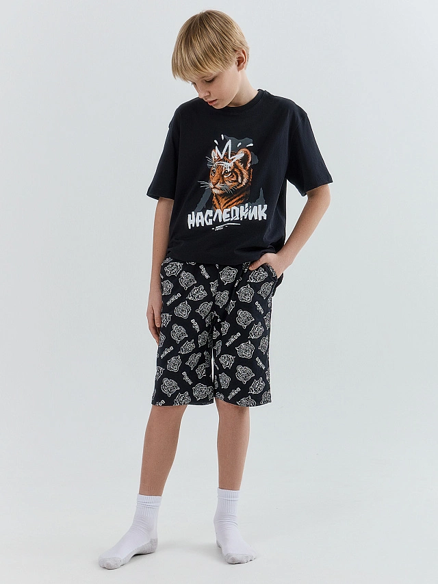 Комплект для мальчиков (джемпер, шорты), Черный +тигры на черном, 25-40736ПП-0
Комплект для мальчиков (джемпер, шорты), Черный +тигры на черном, 25-40736ПП-0