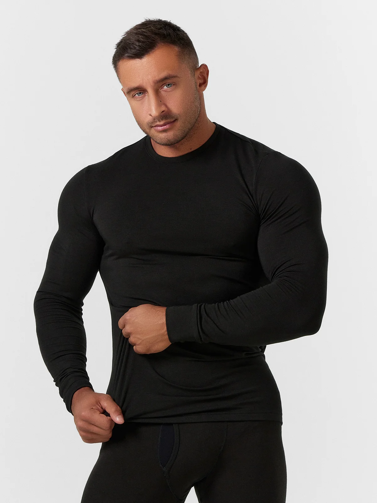 Термолонгслив мужской черный Mark Formelle 24-4243Ц-20