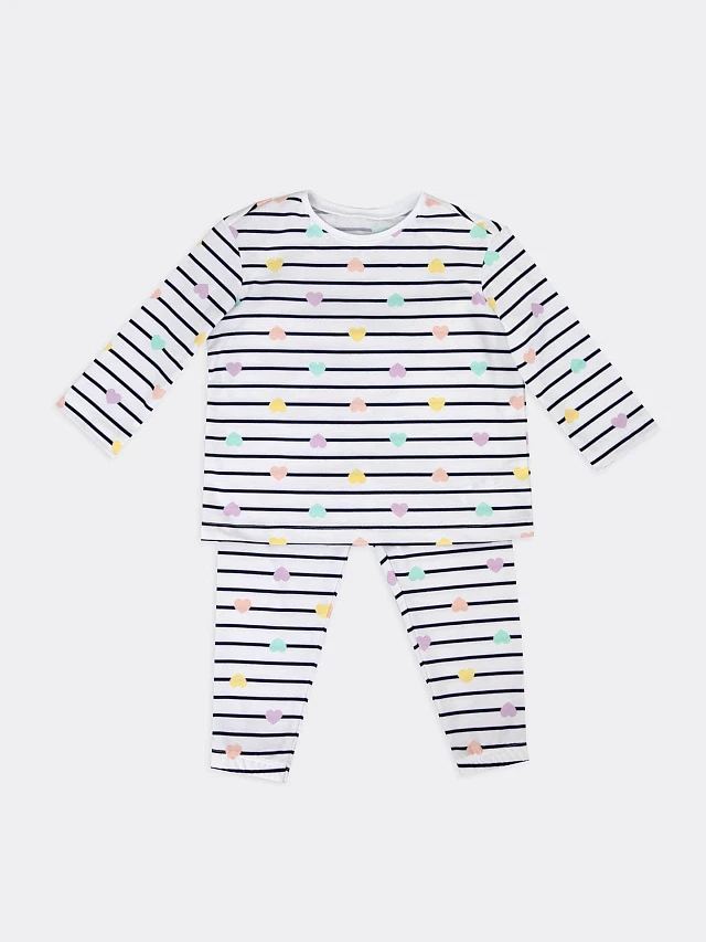 

Пижамный комплект для девочек (лонгслив и брюки) в расцветке "полоска и сердечки на белом"", 22/20428ПП-0