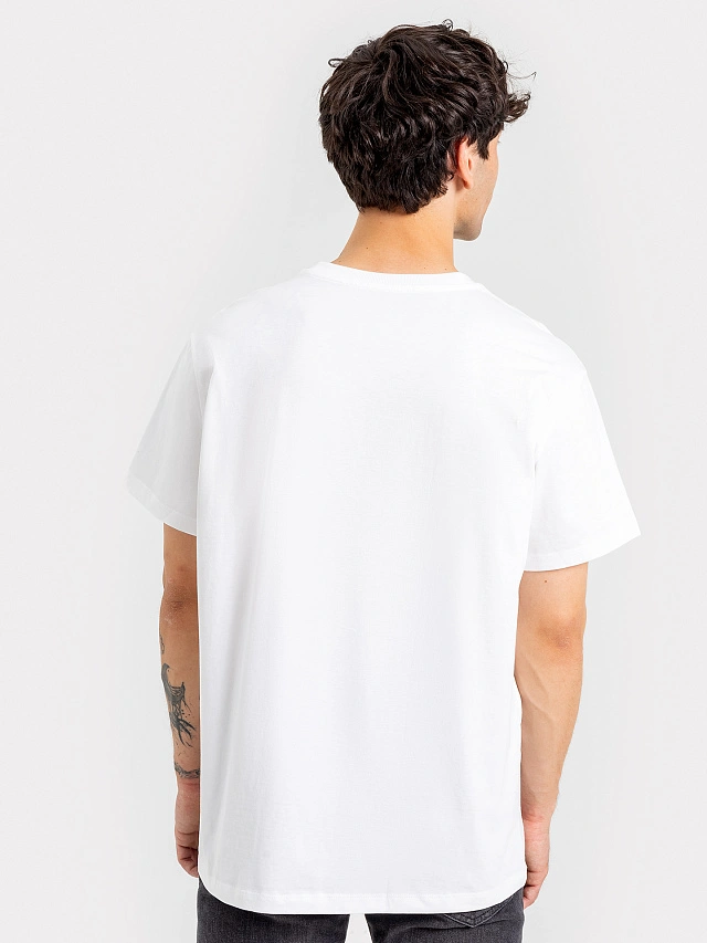 Футболка мужская белая с принтом и надписью "Погода, которую вы заслужили" - 2