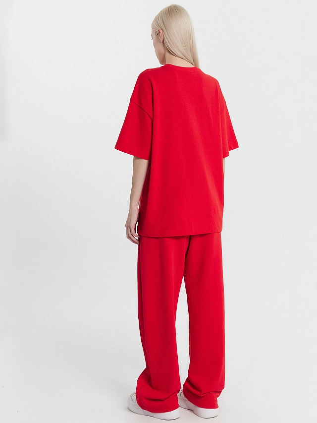 Футболка женская в красном цвете - 4