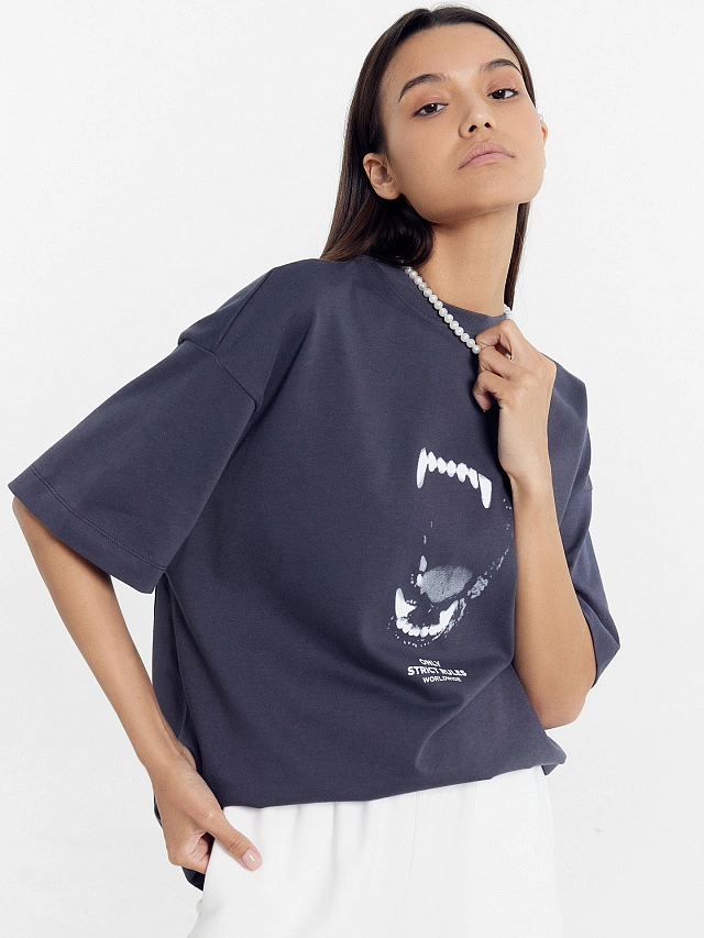 Футболка женская серая с печатью - 2