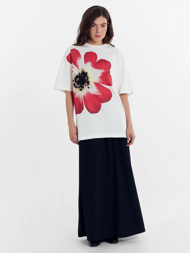 Футболка женская белая с цветком - 4