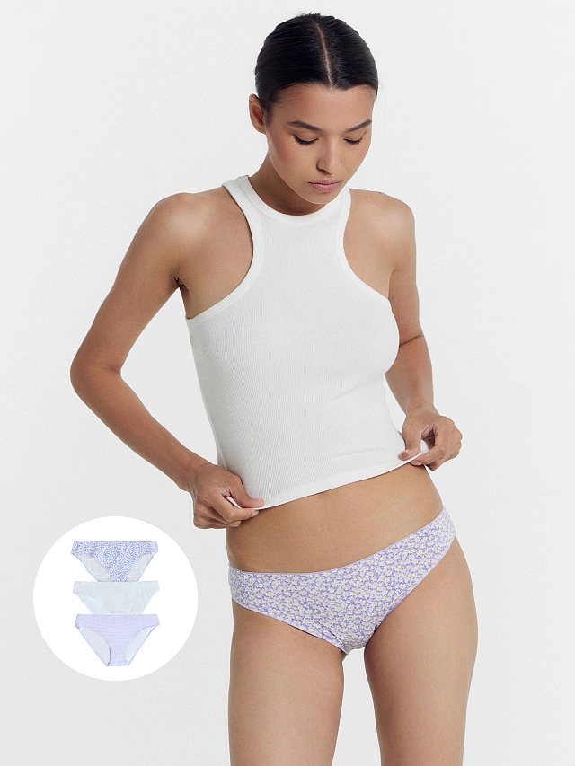 

Трусы женские слипы мультипак (3 шт.) молочно-лавандовые в мелкий цветочек, Цветочная россыпь, 24-14.8-27990Ц-5К