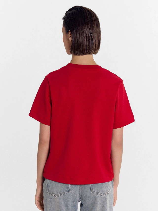 Футболка женская в красном оттенке - 2