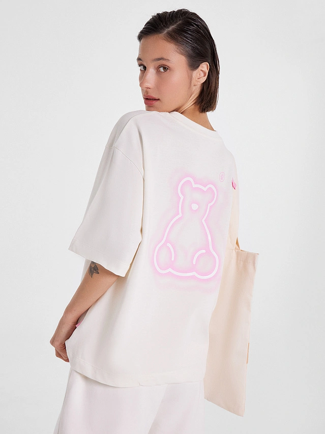 Футболка женская светло-молочная с печатью - 5