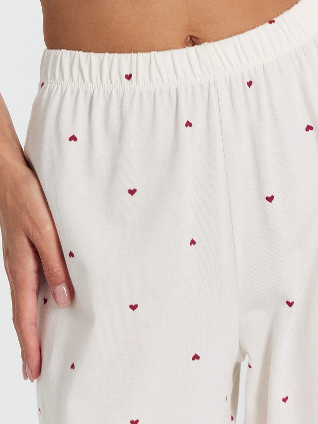Пижама женская белая с принтом "сердечки" - 7