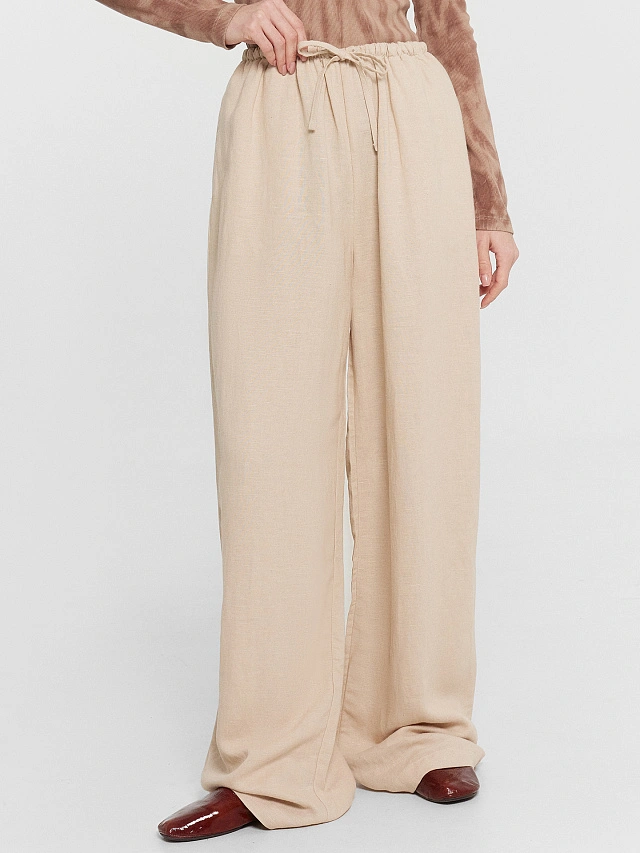 Брюки женские бежевые - 2