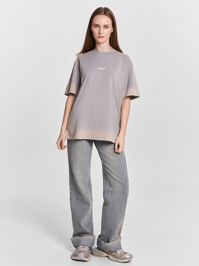 Футболка женская серая с надписью "creative department" - 3