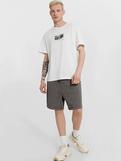 картинка Шорты мужские хаки с обработкой эйсид  от магазина мужской одежды Mark Formelle