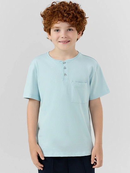 картинка Футболка для мальчиков голубая от магазина одежды для мальчиков от бренда Mark Formelle