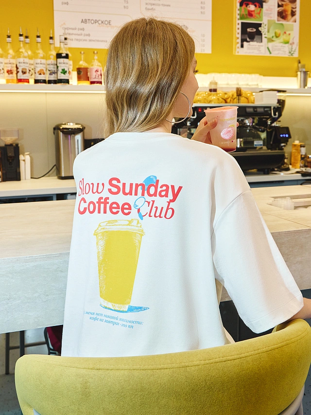 

Футболка женская белая с принтом и надписью "slow sunday coffee club", Белый +печать12, 25-38546П-0