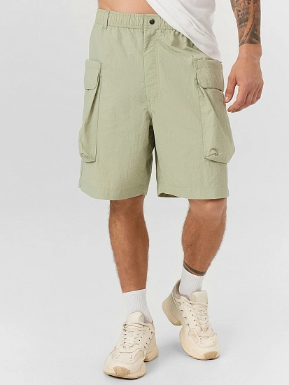 картинка Шорты мужские зеленые  от магазина мужской одежды Mark Formelle