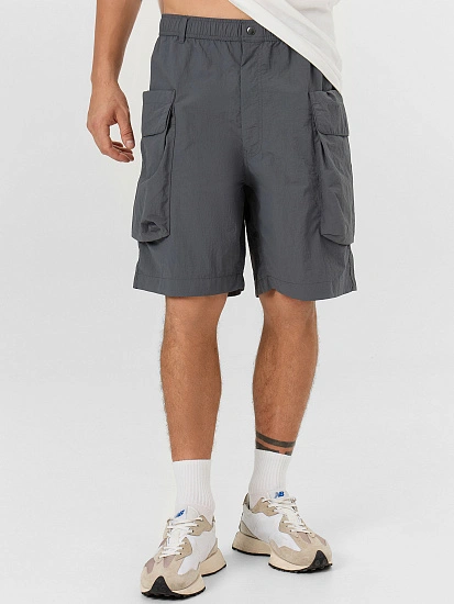 картинка Шорты мужские серые от магазина мужской одежды Mark Formelle