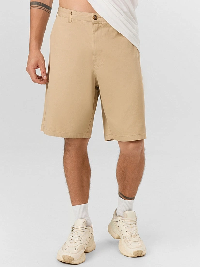 картинка Шорты мужские бежевые от магазина мужской одежды Mark Formelle