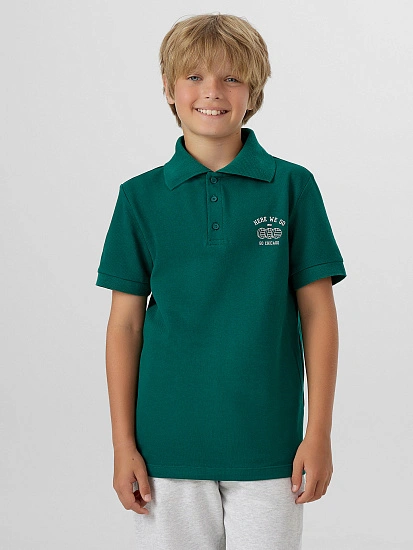 картинка Поло для мальчиков зеленое от магазина одежды для мальчиков от бренда Mark Formelle