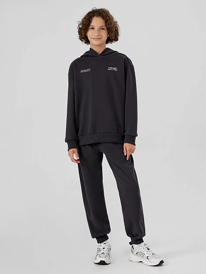 картинка Комплект для мальчиков серый от магазина одежды для мальчиков от бренда Mark Formelle