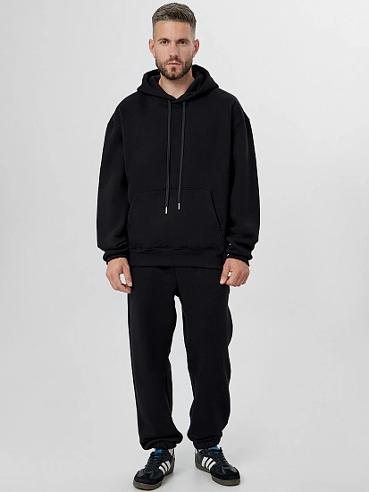 картинка Комплект мужской черный от магазина мужской одежды Mark Formelle