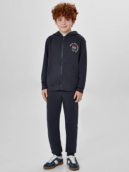 картинка КОМПЛЕКТ ДЛЯ МАЛЬЧИКОВ (ТОЛСТОВКА, БРЮКИ) от магазина одежды для мальчиков от бренда Mark Formelle