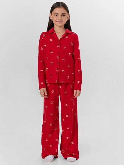 картинка Комплект для девочек красный с новогодним принтом от известного бренда одежды для девочек Mark Formelle