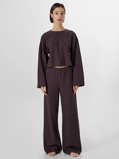 картинка Комплект домашний женский коричневый от магазина стильной одежды Mark Formelle