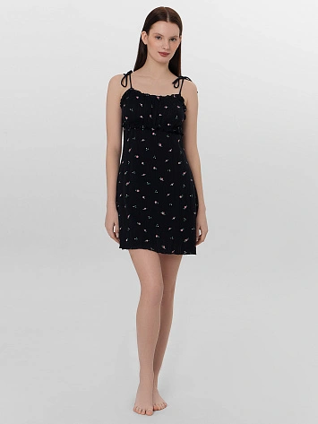 Сорочка ночная женская черная с цветочным принтом