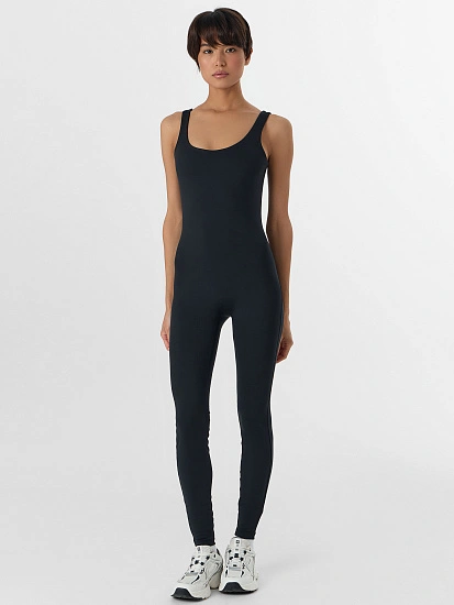 картинка КОМБИНЕЗОН ЖЕНСКИЙ от магазина стильной одежды Mark Formelle