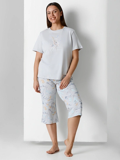 картинка Комплект домашний женский: джемпер и бриджи от магазина стильной одежды Mark Formelle