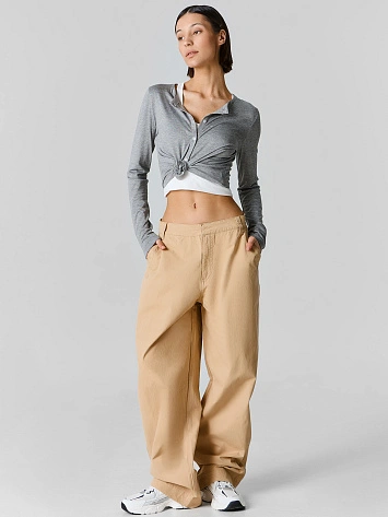 Брюки женские прямые бежевые