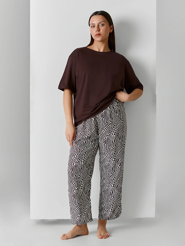 Комплект домашний женский: футболка и бриджи