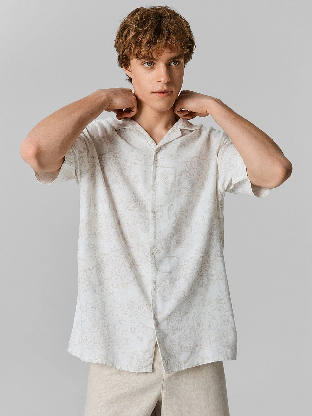 Рубашка мужская бежевая с узором