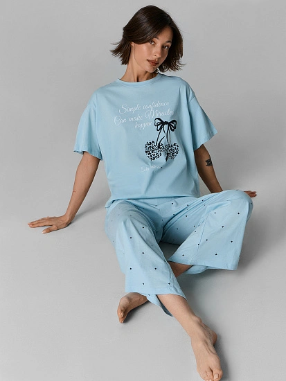 картинка КОМПЛЕКТ ЖЕНСКИЙ (ДЖЕМПЕР, БРИДЖИ) от магазина стильной одежды Mark Formelle