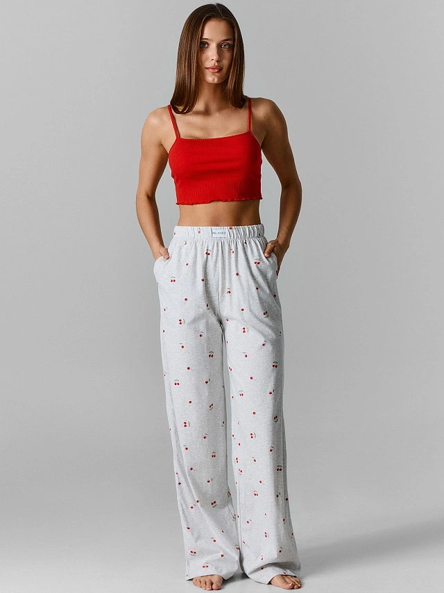 Брюки домашние женские серые с принтом вишни из хлопка - 3