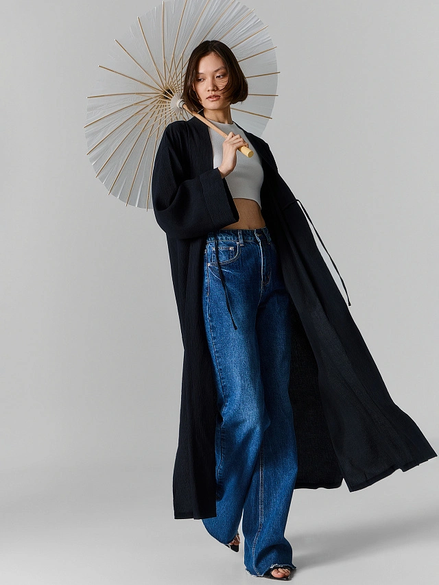 Кардиган женский черный свободного кроя на завязке