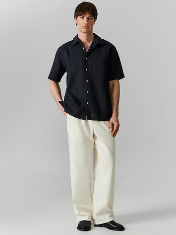 Брюки мужские бежевые прямого кроя льняные