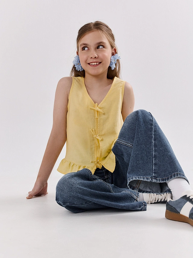 Блузка для девочек желтая с декоративными бантиками льняная