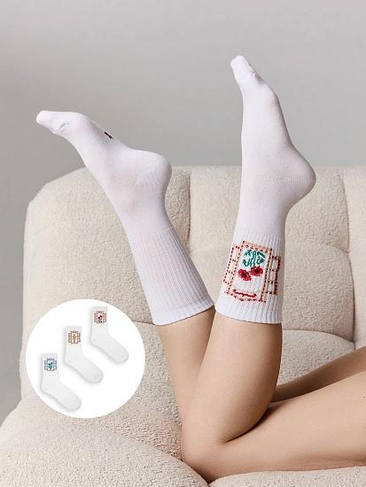 картинка НОСКИ ЖЕНСКИЕ (3 пары) от магазина стильной одежды Mark Formelle