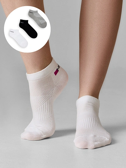 картинка НОСКИ ЖЕНСКИЕ (3 пары) от магазина стильной одежды Mark Formelle