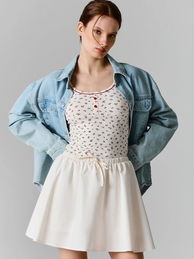 Шорты-юбка женские молочные мини из хлопка