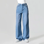 Wide leg fit